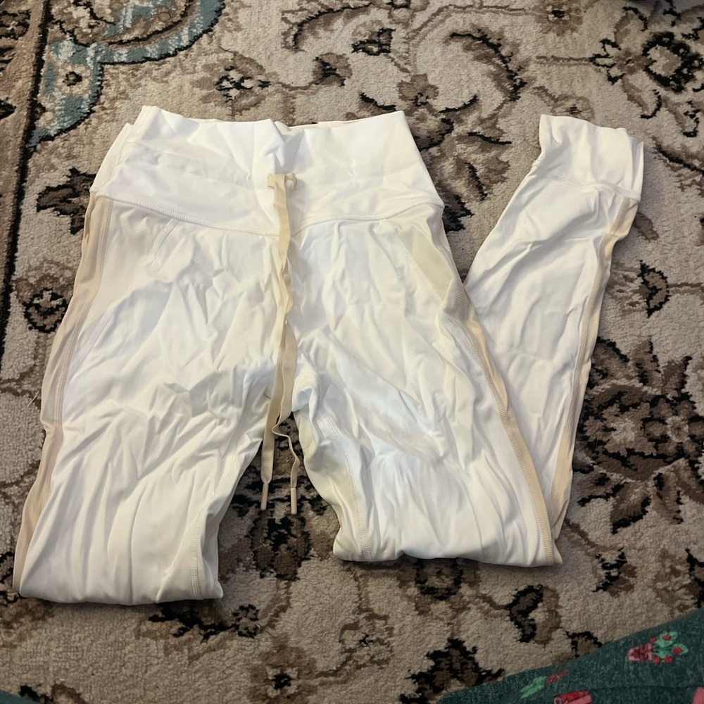 Aerie White and Cream Leggings